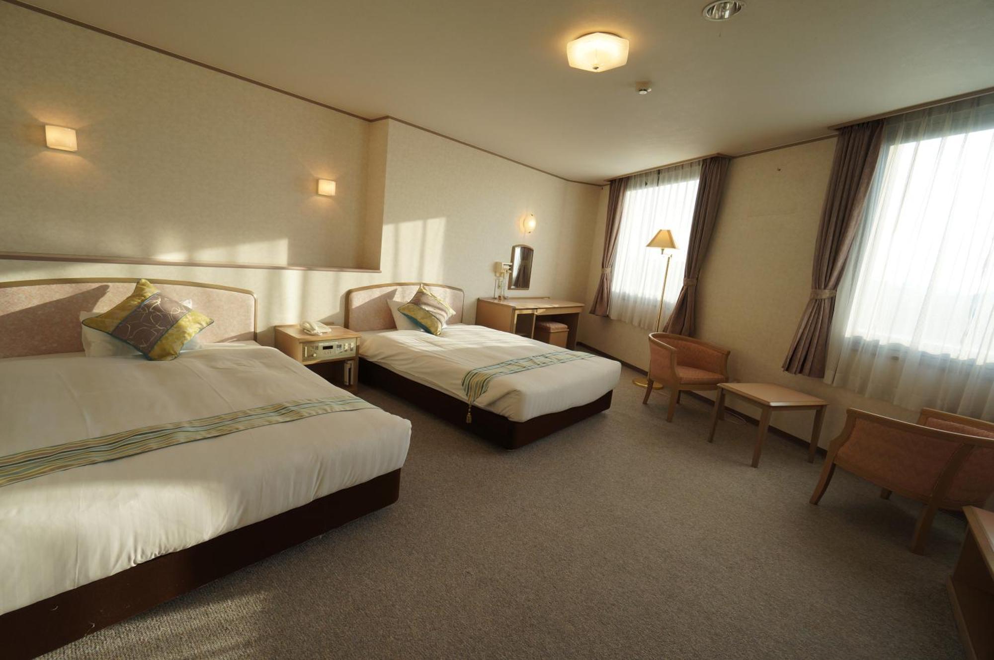 Hotel Areaone Hiroshima Wing Higashihiroshima Ngoại thất bức ảnh