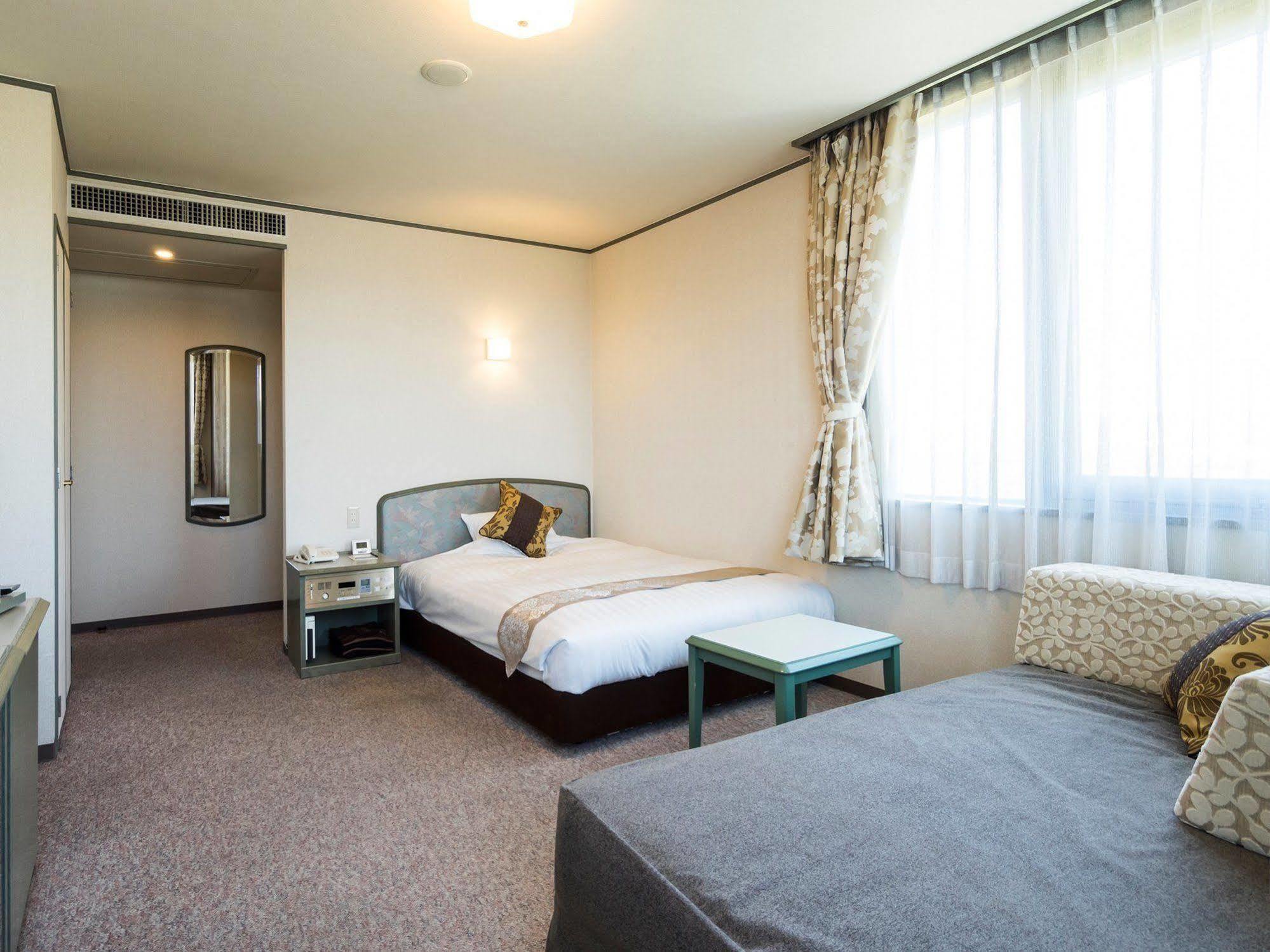 Hotel Areaone Hiroshima Wing Higashihiroshima Ngoại thất bức ảnh