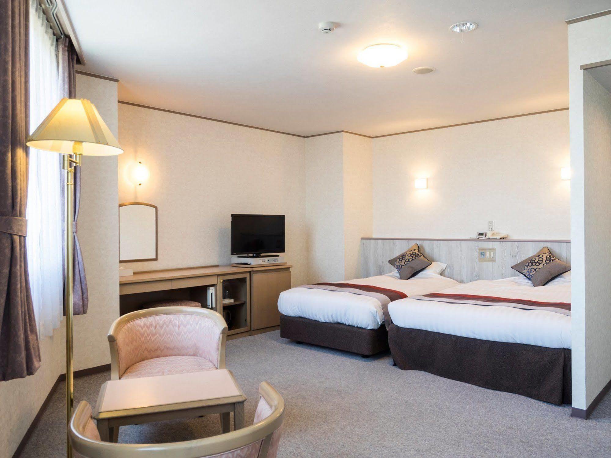 Hotel Areaone Hiroshima Wing Higashihiroshima Ngoại thất bức ảnh