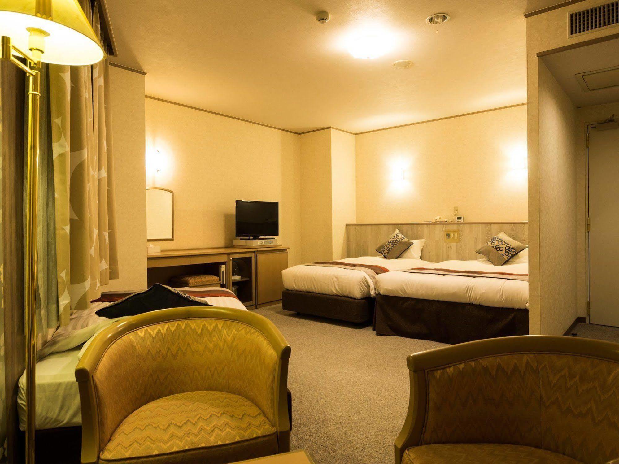Hotel Areaone Hiroshima Wing Higashihiroshima Ngoại thất bức ảnh